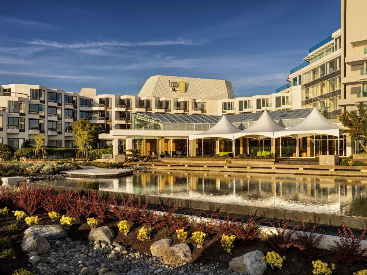 Inn At Laurel Point Victoria Exterior photo