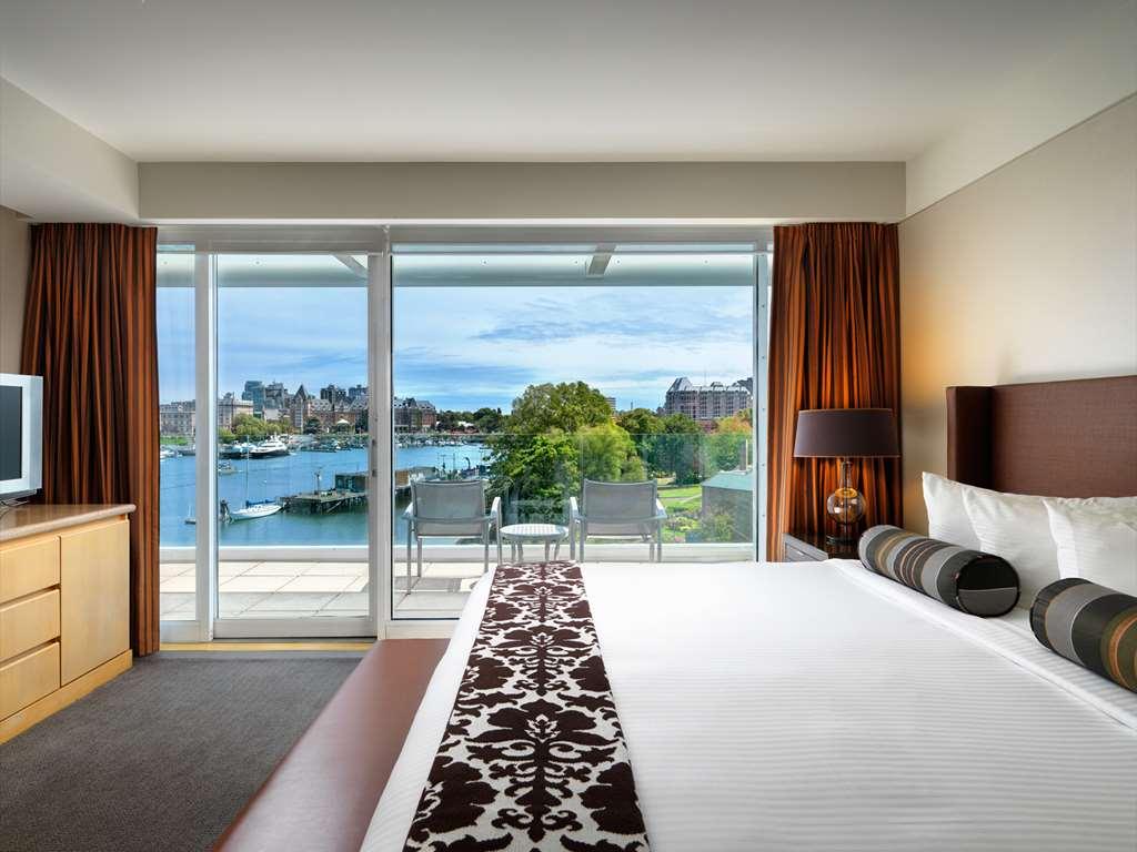 Inn At Laurel Point Victoria Room photo