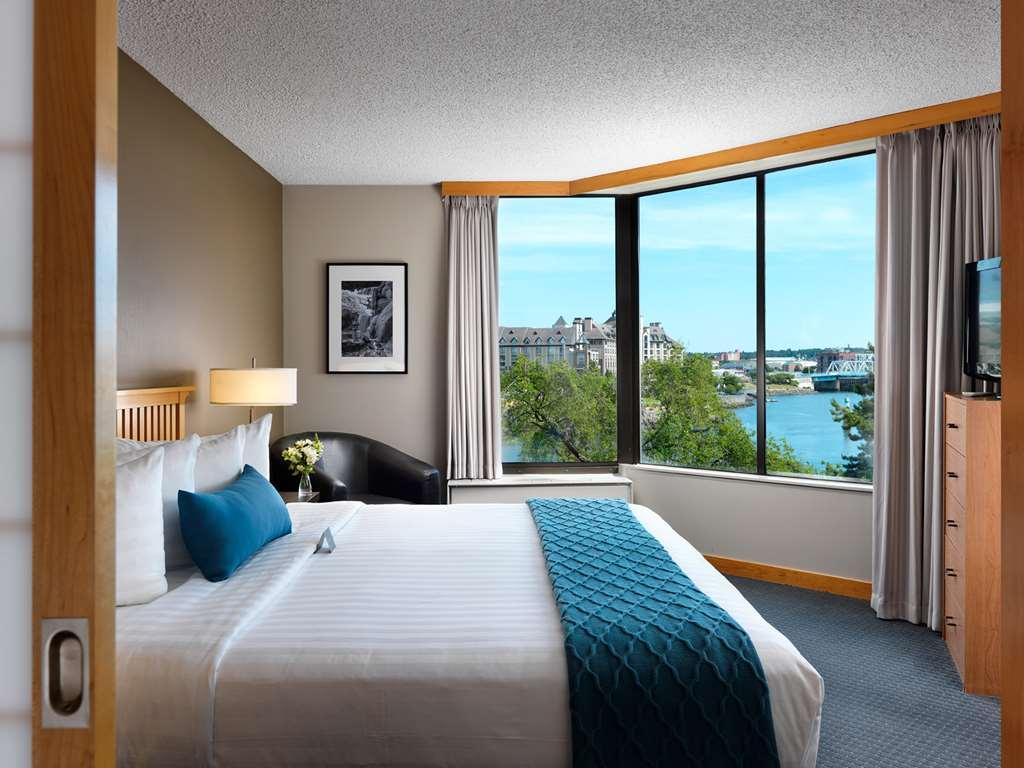 Inn At Laurel Point Victoria Room photo